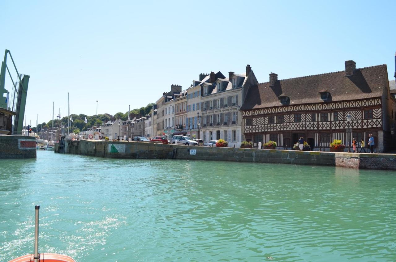 Appartement Le Phare Au Pied Du Port แซ็ง-วาเลรี-อ็อง-คู ภายนอก รูปภาพ